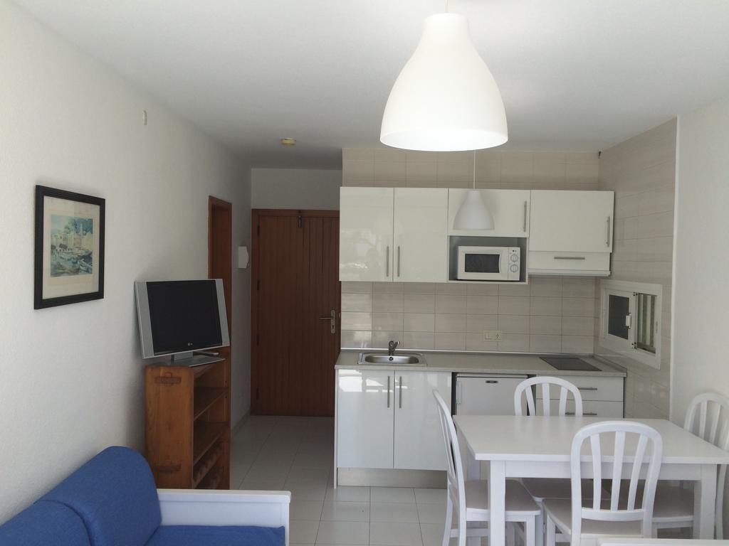 Llevant Apartments Port de Pollenca Bagian luar foto