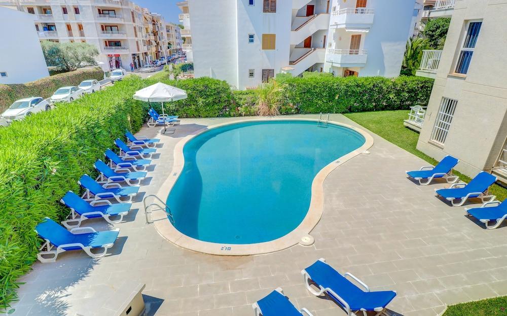 Llevant Apartments Port de Pollenca Bagian luar foto